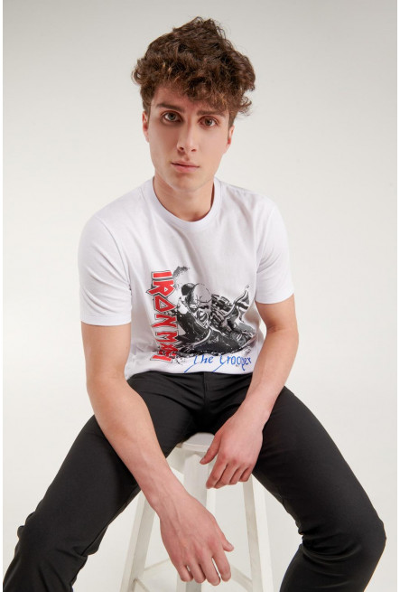 Camiseta manga corta, estampado de Iron Maiden.