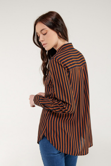 Blusa a rayas, doble bolsillo