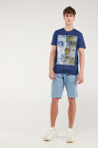 Camiseta básica manga corta estampada.