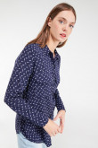 Blusa estampada, doble bolsillo