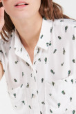 Blusa estampada sin manga