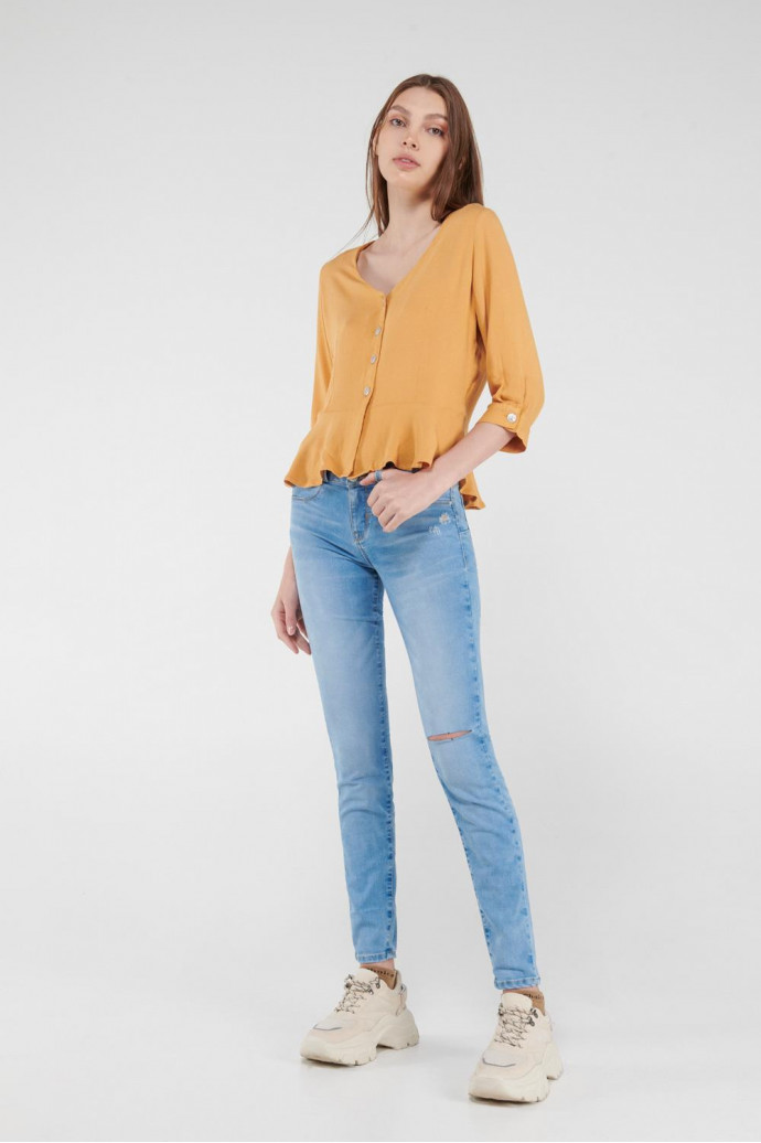 Blusa en tela fluida con bolero