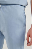 pantalon-jogger-con-pretina-y-punos-en-rib-estampado-localizado