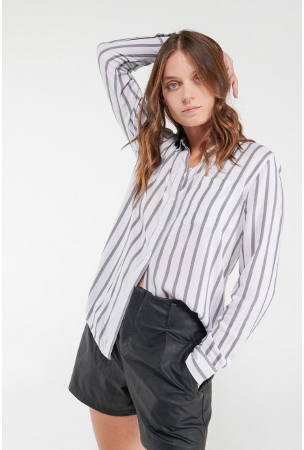 Blusa estampada, con bolsillo