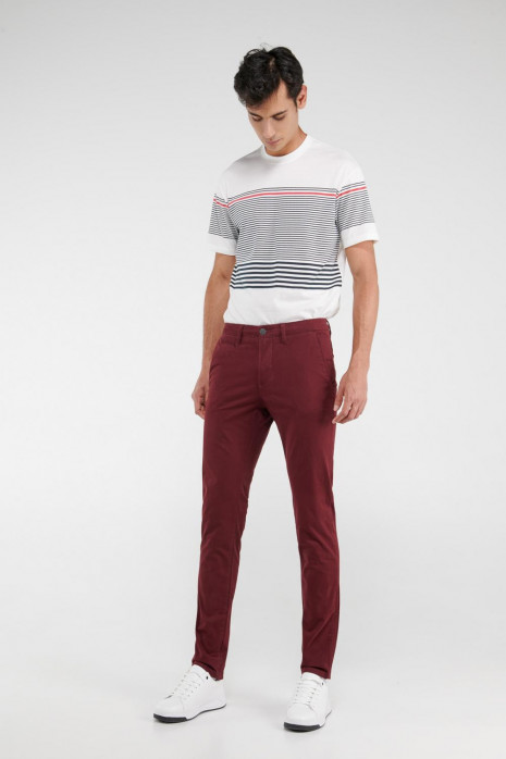 Pantalón unicolor tipo chino super slim