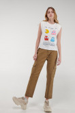 Camiseta, manga corta, estampada en frente y espalda de Pacman.