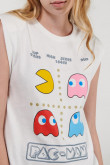 Camiseta, manga corta, estampada en frente y espalda de Pacman.