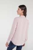 Blusa unicolor, con bolsillo