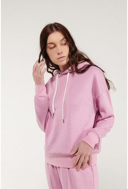 Buzo unicolor, con capota.