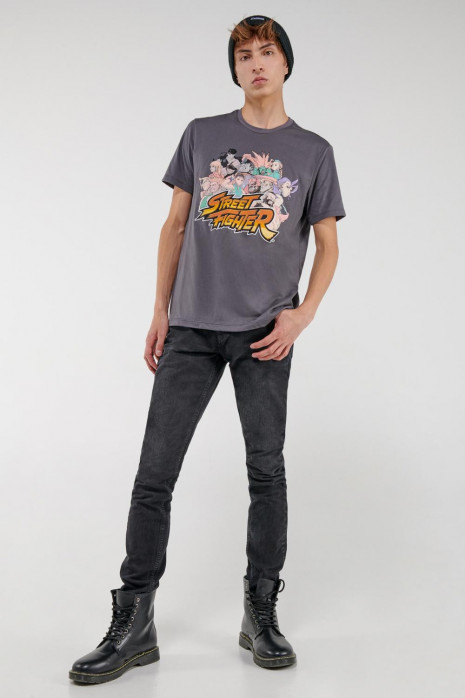 Camiseta manga corta, estampado de Street Fighter.