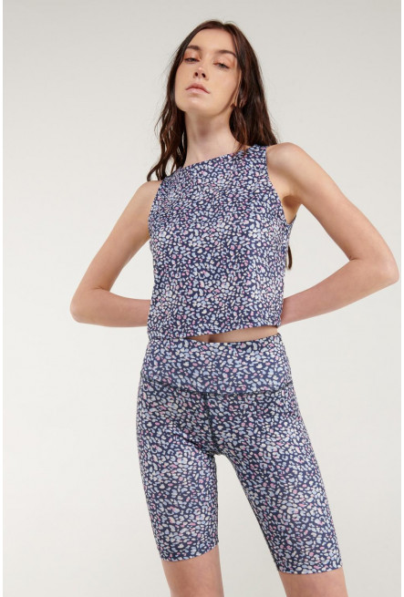 Short con bolsillos laterales, unicolor