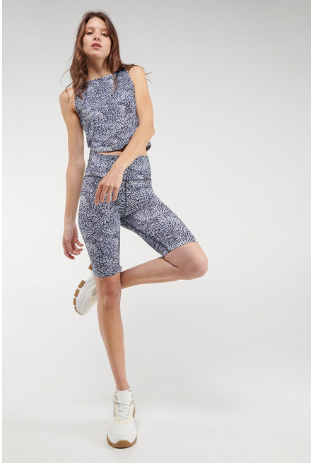 Short con bolsillos laterales, unicolor