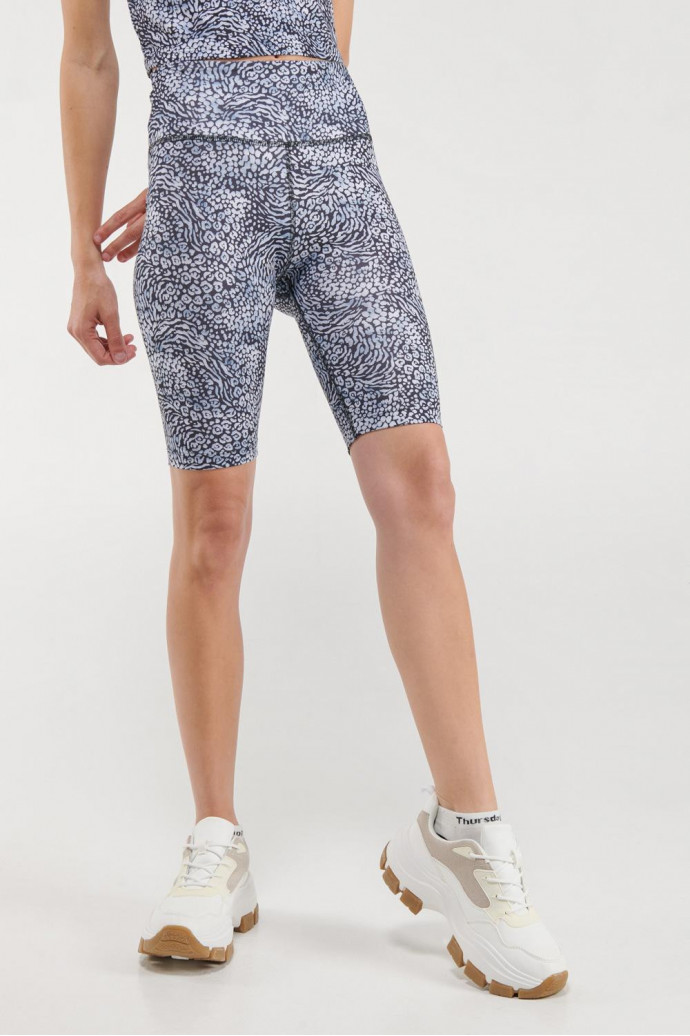 Short con bolsillos laterales, unicolor