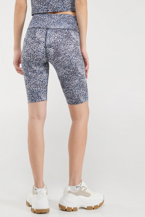 Short con bolsillos laterales, unicolor