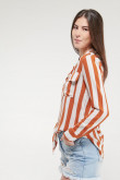 blusa a rayas, doble bolsillo