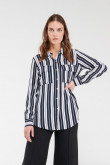 blusa a rayas, doble bolsillo