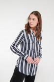 blusa a rayas, doble bolsillo