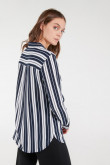 blusa a rayas, doble bolsillo