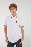 Camiseta Polo, con bordado en frente de Mickey, puños y cuello tejidos.