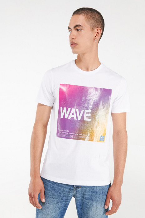 Camiseta básica manga corta estampada.