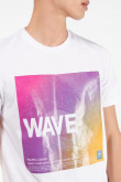 Camiseta básica manga corta estampada.