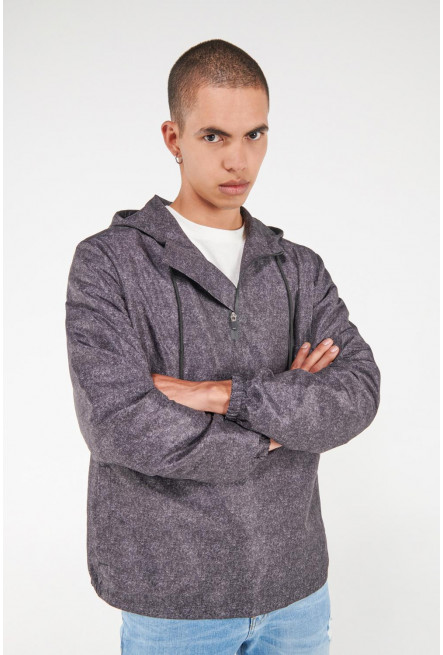 Chaqueta con capota