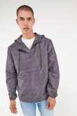 Chaqueta con capota