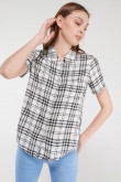 Blusa a cuadros manga corta