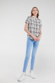 Blusa a cuadros manga corta