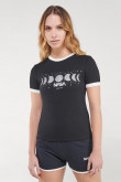 Camiseta manga corta, con cuello y puños en contraste, estampado de NASA.