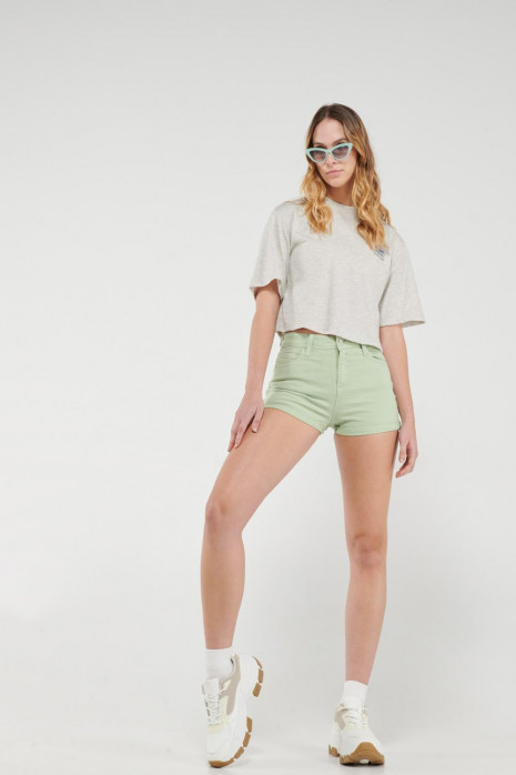 Camiseta cuello redondo, manga corta con estampado loungewear.