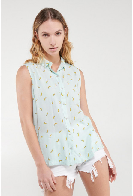 Blusa estampada sin manga
