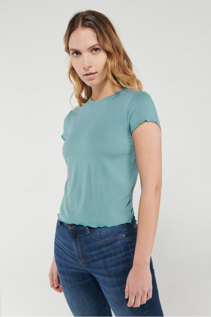 Camiseta, manga  corta, cuello redondo, unicolor.