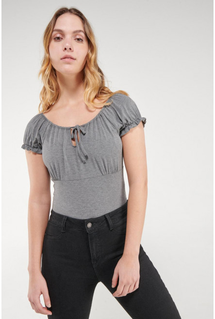 Camiseta manga corta con recogido, unicolor