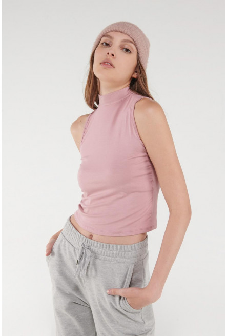 Camiseta, manga sisa, cuello alto, unicolor.