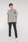 Camiseta manga corta con estampado.