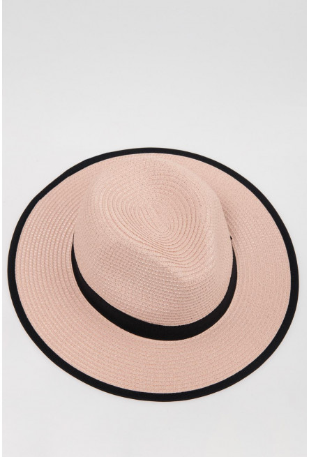 Sombrero con cinta decorativa
