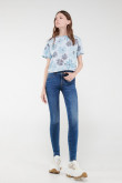 Camiseta, manga corta, floral.