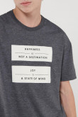 Camiseta, con estampado frente y bajo en contraste