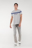 Camiseta masculina cuello redondo estampada.