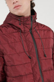 Chaqueta acolchada con capota