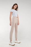 Pantalon jogger, unicolor, con bolsillos en costado