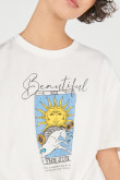 Camiseta manga corta estampada con anudado.