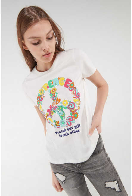 Camiseta básica manga corta estampada.
