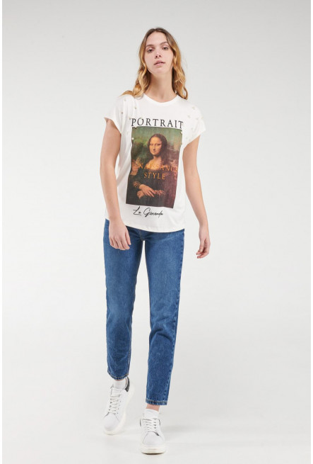 Camiseta, manga corta, con perlas en frente y estampado de la Gioconda.