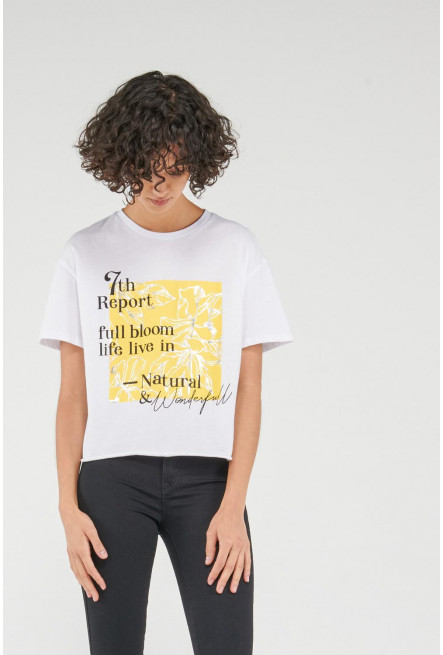 Camiseta básica manga corta estampada.