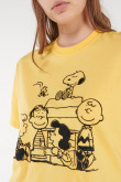 Camiseta, con frente y espalda estampada de Snoopy.