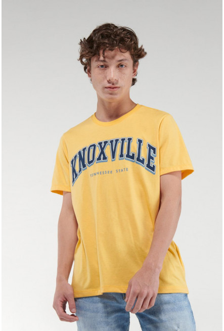 Camiseta manga corta estampada.