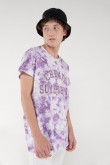Camiseta con estampado en frente manga corta