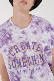Camiseta con estampado en frente manga corta